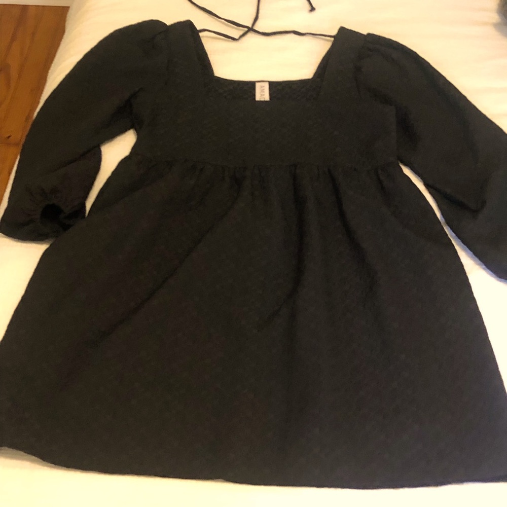 Black Amadi dress size XS